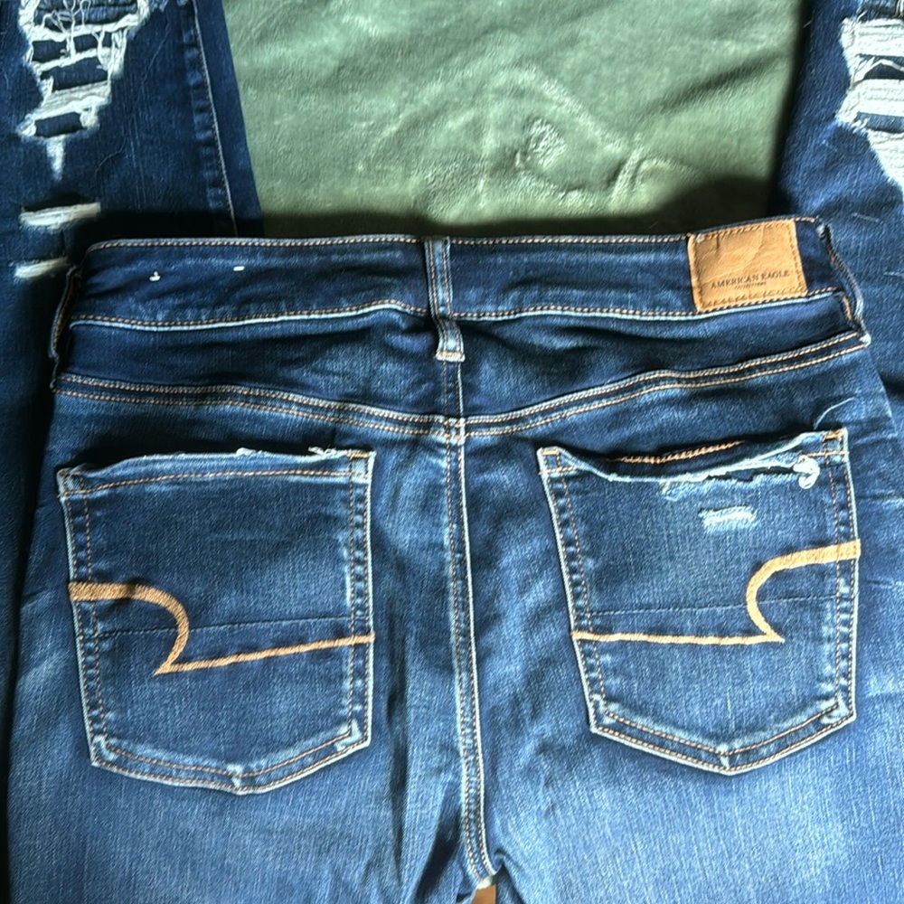 American Eagle Hi- Rise Jegging Crop